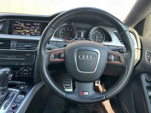 アウディ Ａ５ SB 2．0 TFSI クワトロ 道東・釧路十勝 2011(平23)年 7.9万km ミトスブラックメタリック 4WD/純正HDDナビ/Bカメラ/レザーシート/フロントシートヒーティング/フロントパワーシート/社外グリル/社外バンパー/純正フロアマット/純正18インチAW