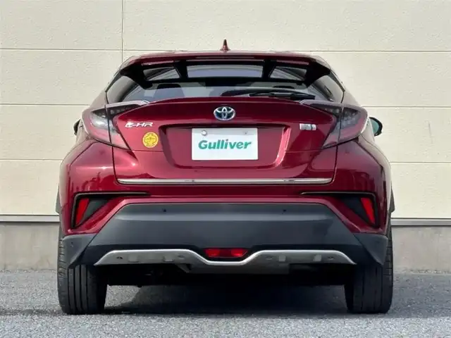 トヨタ Ｃ－ＨＲ G 茨城県 2017(平29)年 7.9万km センシュアルレッドマイカ 純正SDナビ/　(CD/DVD/USB/Bluetooth/フルセグ/HDMI)/バックカメラ/ブラインドスポットモニター/ローダウン車高調/セーフティセンス（衝突回避支援パッケージ）/・プリクラッシュセーフティ/・レーンディパーチャーアラート/・オートマチックハイビーム/・レーダークルーズコントロール/クリアランスソナー/ETC2.0/快適温熱シート/LEDヘッドライト/シーケンシャルターンランプ/足元イルミネーションランプ/パワーステアリング/純正アルミホイール/オートライト/保証書