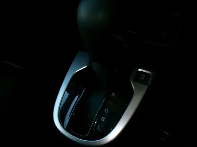 ホンダ フィット 13G 群馬県 2019(令1)年 0.3万km プレミアムクリスタルレッドM 助手席回転シート/Lパッケージ/Fパッケージ/ホンダセンシング/インターナビ/フルセグテレビ/バックカメラ/ナビ連動ETC