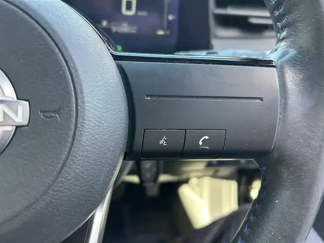 日産 ノート オーテック 佐賀県 2021(令3)年 3.5万km 黒 エマージェンシーブレーキ/スマートルームミラー/フロント&バックソナー/純正9型ナビ/・アラウンドビューモニター/・フルセグTV/BT/CD/DVD/オーテック専用16インチAW/オーテック専用シート/シートヒーター/アダプティブLEDヘッドライト/電動パーキングスイッチ/ステアリングヒーター/プッシュスタート/ETC/ISOFIX/スペアキー×１/取扱説明書/保証書/カラーコード：GAT