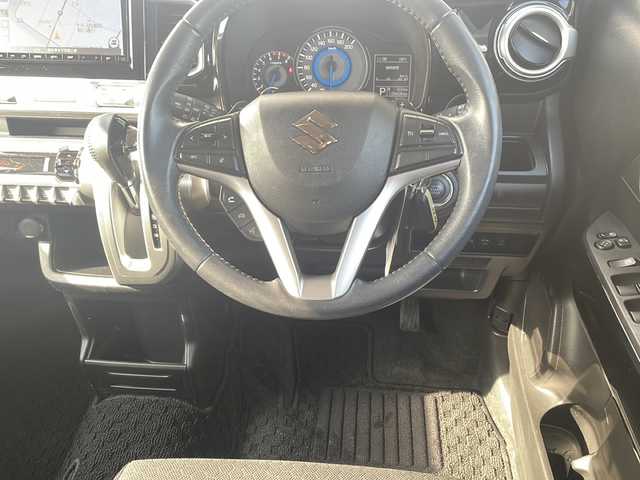 スズキ クロスビー HYBRID MZ 鳥取県 2019(平31)年 12.6万km ファーベントレッド/スーパーブラックパール ４ＷＤ/ＳＤナビ/フルセグＴＶ/ＳＤ　ＤＶＤ　ＣＤ　Ｂｌｕｅｔｏｏｔｈ　ＵＳＢ/ナビ対応ドラレコ/ＥＴＣ/シートヒーター/パドルシフト/クルーズコントロール/コーナーセンサー/ダウンヒルアシストコントロール/ＬＥＤ/フォグ/スマートキー/スペアキー/社外16インチスタッドレス/サマー付純正アルミ4本あり/新車保証書/取扱説明書