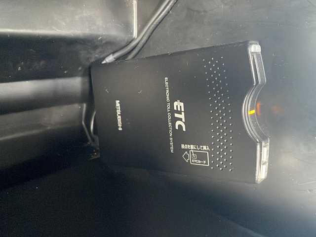 スズキ クロスビー HYBRID MZ 鳥取県 2019(平31)年 12.6万km ファーベントレッド/スーパーブラックパール ４ＷＤ/ＳＤナビ/フルセグＴＶ/ＳＤ　ＤＶＤ　ＣＤ　Ｂｌｕｅｔｏｏｔｈ　ＵＳＢ/ナビ対応ドラレコ/ＥＴＣ/シートヒーター/パドルシフト/クルーズコントロール/コーナーセンサー/ダウンヒルアシストコントロール/ＬＥＤ/フォグ/スマートキー/スペアキー/社外16インチスタッドレス/サマー付純正アルミ4本あり/新車保証書/取扱説明書