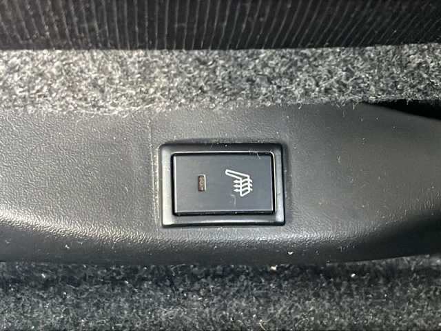 スズキ クロスビー HYBRID MZ 鳥取県 2019(平31)年 12.6万km ファーベントレッド/スーパーブラックパール ４ＷＤ/ＳＤナビ/フルセグＴＶ/ＳＤ　ＤＶＤ　ＣＤ　Ｂｌｕｅｔｏｏｔｈ　ＵＳＢ/ナビ対応ドラレコ/ＥＴＣ/シートヒーター/パドルシフト/クルーズコントロール/コーナーセンサー/ダウンヒルアシストコントロール/ＬＥＤ/フォグ/スマートキー/スペアキー/社外16インチスタッドレス/サマー付純正アルミ4本あり/新車保証書/取扱説明書