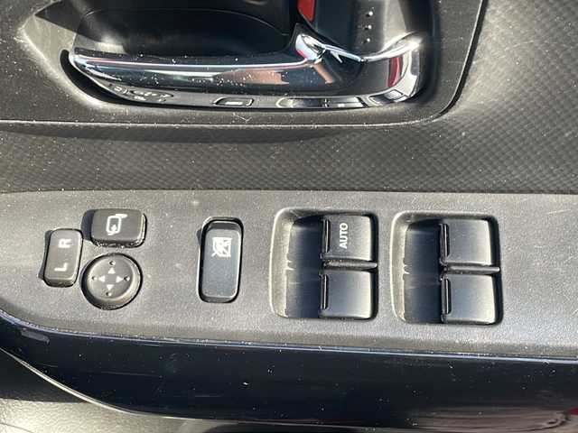 スズキ クロスビー HYBRID MZ 鳥取県 2019(平31)年 12.6万km ファーベントレッド/スーパーブラックパール ４ＷＤ/ＳＤナビ/フルセグＴＶ/ＳＤ　ＤＶＤ　ＣＤ　Ｂｌｕｅｔｏｏｔｈ　ＵＳＢ/ナビ対応ドラレコ/ＥＴＣ/シートヒーター/パドルシフト/クルーズコントロール/コーナーセンサー/ダウンヒルアシストコントロール/ＬＥＤ/フォグ/スマートキー/スペアキー/社外16インチスタッドレス/サマー付純正アルミ4本あり/新車保証書/取扱説明書