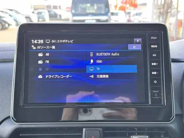 日産 ルークス HWS Gターボ アーバンクロム プロパイロットED 宮城県 2023(令5)年 1万km チタニウムグレーメタリック 快適パック/＝＝＝/エマージェンシーブレーキ/車線逸脱警報/車線逸脱防止支援/オートハイビーム/先行車発進お知らせ/コーナーセンサー/純正9インチナビ（MM222D-L）/・Bluetooth/・フルセグTV/アラウンドモニター/純正ドライブレコーダー/合皮シート/シートヒーター/革巻きステアリング/ステアリングスイッチ/電動パーキングブレーキ/ブレーキホールド/LEDヘッドランプ/フォグランプ/オートライト/スマートキー＆プッシュスタート/電動格納ミラー/純正15インチAW/純正フロアマット/純正ドアバイザー/W/サイド/カーテンエアバッグ