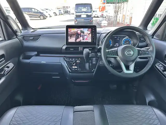 日産 ルークス HWS Gターボ アーバンクロム プロパイロットED 宮城県 2023(令5)年 1万km チタニウムグレーメタリック 快適パック/＝＝＝/エマージェンシーブレーキ/車線逸脱警報/車線逸脱防止支援/オートハイビーム/先行車発進お知らせ/コーナーセンサー/純正9インチナビ（MM222D-L）/・Bluetooth/・フルセグTV/アラウンドモニター/純正ドライブレコーダー/合皮シート/シートヒーター/革巻きステアリング/ステアリングスイッチ/電動パーキングブレーキ/ブレーキホールド/LEDヘッドランプ/フォグランプ/オートライト/スマートキー＆プッシュスタート/電動格納ミラー/純正15インチAW/純正フロアマット/純正ドアバイザー/W/サイド/カーテンエアバッグ