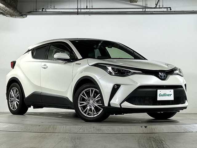 トヨタ Ｃ－ＨＲ G 広島県 2021(令3)年 2.9万km ホワイトパールクリスタルシャイン 禁煙/トヨタセーフティセンス/・プリクラッシュセーフティ/・レーンディパーチャーアラート/・オートマチックハイビーム/・先行車発進お知らせ/・レーダークルーズコントロール/クリアランスソナー/BSM/純正ディスプレイオーディオ/・ナビ/フルセグ/Bluetooth/USB/パノラミックビューモニター/革巻きステアリング/ステアイングスイッチ/オートライト/ハーフレザーシート/シートヒーター/電動パーキングブレーキ/ブレーキホールド/LEＤヘッドライト/フォグランプ/自動防眩ミラー/前後ドライブレコーダー（GL-05AP）/ＥＴＣ/純正フロアマット/純正ドアバイザー/トノカバー/純正アルミホイール車載（サマータイヤ）/W+サイド+カーテンエアバック