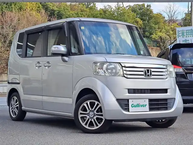 ホンダ Ｎ ＢＯＸ G SSパッケージ 大阪府 2014(平26)年 1.9万km カトラリーシルバーM /禁煙車//ワンオーナー //衝突被害軽減ブレーキ//純正メモリナビ/VXM-145VSi//AM/FM/CD/DVD/SD/AUX//Bluetooth//ワンセグテレビ//両側パワースライドドア//バックカメラ//ステアリングスイッチ//プッシュスタート//保証書//取扱説明書//スペアキー×1