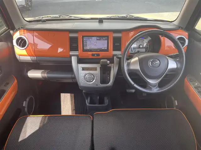 マツダ フレア クロスオーバー XS 愛知県 2015(平27)年 4万km パッションオレンジ ホワイト2トーン (株)IDOMが運営する【じしゃロン豊川店】の自社ローン専用車両になります。こちらは現金またはオートローンご利用時の価格です。自社ローンご希望の方は別途その旨お申付け下さい/ 純正SDナビ/　◯ CD再生機能/　◯ DVD再生機能/　◯ BT対応/　◯ フルセグTV/ バックカメラ/ ETC/ プッシュスタート/ 運転席シートヒーター/ 電動格納ミラー/ ドアバイザー/ 純正フロアマット