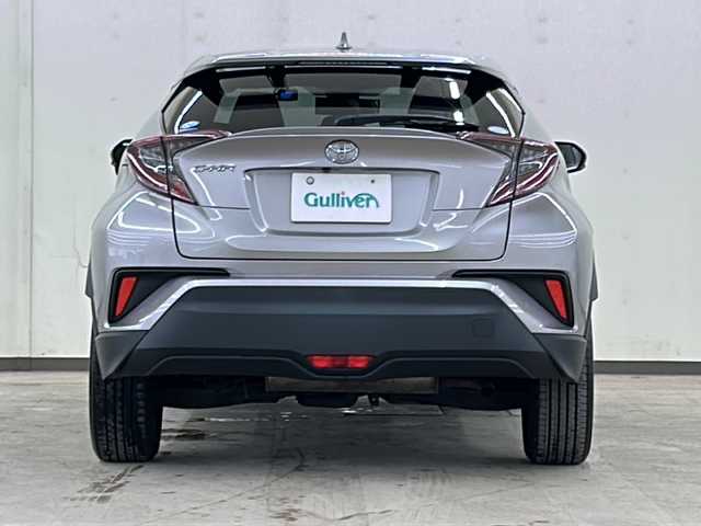 トヨタ Ｃ－ＨＲ S－T 道央・札幌 2019(平31)年 5.5万km メタルストリームM /4WD//社外ナビ//フルセグTV//バックカメラ//ドライブレコーダー//追従式クルーズコントロール//衝突軽減ブレーキ//レーンキープアシスト//スマートキー/スペアキー1本//プッシュスタート//LEDヘッドライト//オートライト//オートマチックハイビーム//ETC//電子パーキングブレーキ//横滑り防止装置//社外17インチアルミホイール//純正フロアマット//純正ドアバイザー