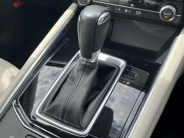 マツダ ＣＸ－５ XD Lパッケージ 道南・函館 2018(平30)年 7万km ジェットブラックマイカ ・純正SDナビ(CD、DVD、BT)/・夏冬タイヤ/・フルセグTV/・バックカメラ/・クルーズコントロール/・衝突軽減ブレーキ/・ブラインドスポットモニター/・レーンキープアシスト/・シートヒーター(前席)/・パワーシート(前席)/・電動リアゲート/・ステアリングヒーター/・純正フロアマット/・スマートキー/・スペアキー/・ETC