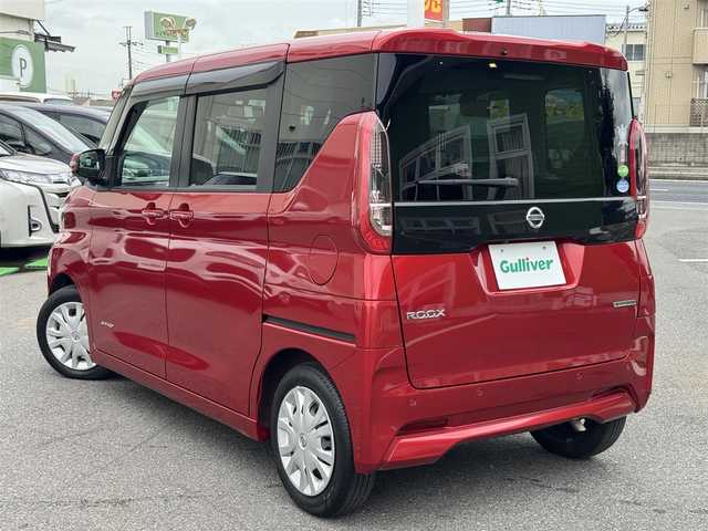 日産 ルークス X 千葉県 2020(令2)年 3.5万km スパークリングレッドM ワンオーナー車/インテリジェントセーフティー/純正9インチナビ/フルセグTV/Bluetooth/全方位＆バックカメラ/ナビ連動ドライブレコーダー/左側電動スライドドア/リアシーリングファン/ETC/スマートキー/保証書・取説