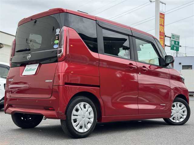 日産 ルークス X 千葉県 2020(令2)年 3.5万km スパークリングレッドM ワンオーナー車/インテリジェントセーフティー/純正9インチナビ/フルセグTV/Bluetooth/全方位＆バックカメラ/ナビ連動ドライブレコーダー/左側電動スライドドア/リアシーリングファン/ETC/スマートキー/保証書・取説