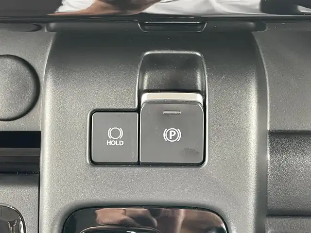 スズキ スペーシア カスタム HYBRID XS 岩手県 2024(令6)年 1.8万km スチールシルバーM ４ＷＤ　/ワンオーナー/メモリナビ　Ｂｌｕｅｔｏｏｔｈ再生/ヘッドアップディスプレイ　/ＥＴＣ　/純正１５ＡＷ　/両側Ｐスラ/コーナーセンサー　/アダプティブクルーズコントロール/ＣＤ／ＤＶＤ再生　/シートヒーター　/ハーフレザー　/ＬＥＤ　/スマートキー　/衝突軽減　/レーンキープ/保証書/取扱説明書/記録簿あり