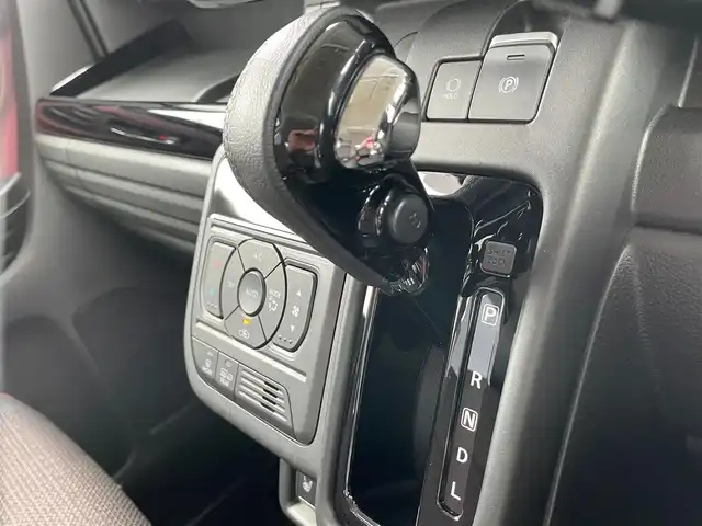 スズキ スペーシア カスタム HYBRID XS 岩手県 2024(令6)年 1.8万km スチールシルバーM ４ＷＤ　/ワンオーナー/メモリナビ　Ｂｌｕｅｔｏｏｔｈ再生/ヘッドアップディスプレイ　/ＥＴＣ　/純正１５ＡＷ　/両側Ｐスラ/コーナーセンサー　/アダプティブクルーズコントロール/ＣＤ／ＤＶＤ再生　/シートヒーター　/ハーフレザー　/ＬＥＤ　/スマートキー　/衝突軽減　/レーンキープ/保証書/取扱説明書/記録簿あり