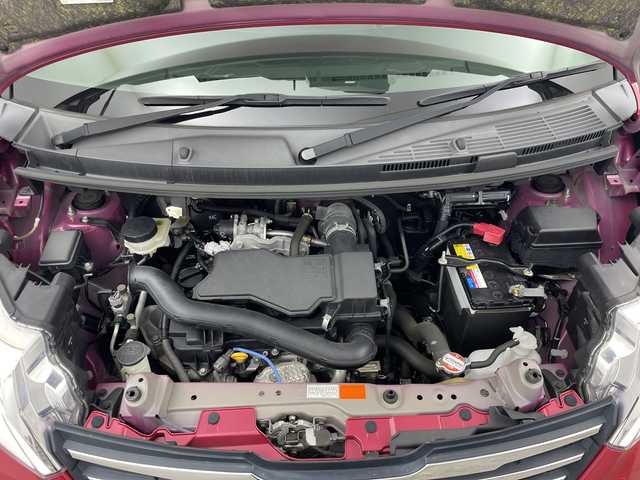 トヨタ ルーミー カスタムG 三重県 2018(平30)年 4.4万km マゼンタベリーマイカM /禁煙車　//純正ＳＤナビ　//パノラミックビューモニター　//オートAC//革巻きステアリング//ステアリングスイッチ//クルーズコントロール//両側パワースライドドア　//衝突軽減ブレーキ　//レーンキープアシスト　//オートハイビーム　//LED//フォグ//純正ＡＷ付スタッドレス積載　//前後コーナーセンサー　//ＤＮシートヒーター//社外前後ドライブレコーダー//純正ビルトインETC