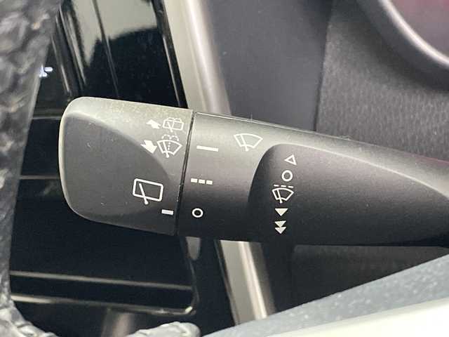 トヨタ ルーミー カスタムG 三重県 2018(平30)年 4.4万km マゼンタベリーマイカM /禁煙車　//純正ＳＤナビ　//パノラミックビューモニター　//オートAC//革巻きステアリング//ステアリングスイッチ//クルーズコントロール//両側パワースライドドア　//衝突軽減ブレーキ　//レーンキープアシスト　//オートハイビーム　//LED//フォグ//純正ＡＷ付スタッドレス積載　//前後コーナーセンサー　//ＤＮシートヒーター//社外前後ドライブレコーダー//純正ビルトインETC