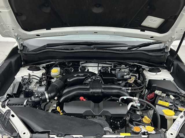 スバル フォレスター S－リミテッド 熊本県 2018(平30)年 3.6万km クリスタルホワイトP 4WD/電動リアゲート/純正ナビ/(AM/FM/SD/iPod/TV/USB/BT/HDMI/CD/DVD/Blu-ray)/バックカメラ/ETC/レーダークルーズコントロール/BSM/レーダー探知機/ハーフレザー/シートヒーター/パワーシート/プッシュスタート/スマートキー/スペアキー/オートライト/オートマチックハイビーム/LEDヘッドライト/フォグランプ/ヘッドライトレベライザー/ドアバイザー/純正フロアマット/純正18インチアルミホイール