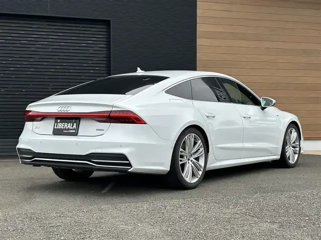 アウディ Ａ７ SB 55TFSIクワトロSライ 宮崎県 2019(令1)年 7.2万km 白 純正ナビ/ドライブレコーダー/衝突軽減ブレーキ/アダプティブクルーズコントロール/全方位カメラ/パワーシート/シートヒーター/黒革シート/パドルシフト/GPSレーダー/オートハイビーム/スマートキー/ETC/コーナーセンサー