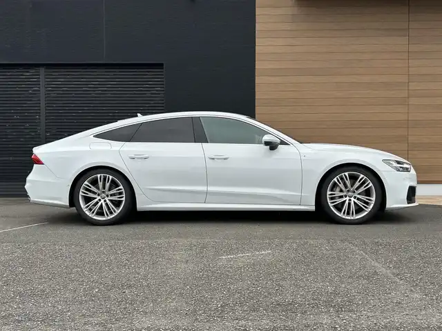 アウディ Ａ７ SB 55TFSIクワトロSライ 宮崎県 2019(令1)年 7.2万km 白 純正ナビ/ドライブレコーダー/衝突軽減ブレーキ/アダプティブクルーズコントロール/全方位カメラ/パワーシート/シートヒーター/黒革シート/パドルシフト/GPSレーダー/オートハイビーム/スマートキー/ETC/コーナーセンサー