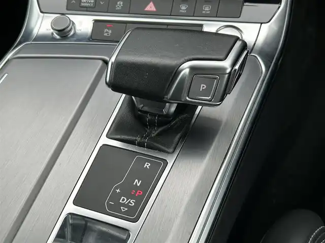 アウディ Ａ７ SB 55TFSIクワトロSライ 宮崎県 2019(令1)年 7.2万km 白 純正ナビ/ドライブレコーダー/衝突軽減ブレーキ/アダプティブクルーズコントロール/全方位カメラ/パワーシート/シートヒーター/黒革シート/パドルシフト/GPSレーダー/オートハイビーム/スマートキー/ETC/コーナーセンサー