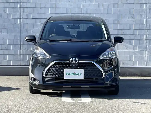 トヨタ シエンタ G セーフティエディションⅡ 福岡県 2021(令3)年 2.9万km ブラックマイカ 純正7型SDナビ（フルセグTV/CD/DVD/BT）バックカメラトヨタセーフティセンスコーナーセンサー両側パワスラ前後ドラレコETCデジタルインナーミラーシートヒーターステアリングヒーターUSBポート純正LEDヘッドライト純正フロアマットスマートキープッシュスタート