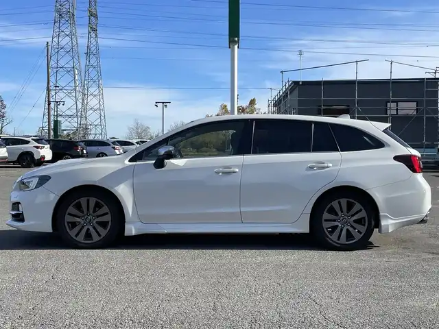 スバル レヴォーグ 1．6GT－S アイサイト プラウドED 道央・札幌 2015(平27)年 8.1万km クリスタルホワイトP ４WD/純正ディーラーOPナビ/CD/DVD/BT/フルセグ/アイサイト/アイサイト/衝突被害軽減ブレーキ/横滑り防止装置/レーダークルーズコントロール/レーンキープアシスト/ヒルスタートアシスト/ブラインドスポットモニター/バック/サイドカメラ/ビルトインETC/アイドリングストップ/SI-DRIVE/自動防眩ミラー/D席パワーシート/革巻きステアリング/ステアリングリモコン/パドルシフト/電動パーキング/プッシュスタート/スマートキー/LEDヘッドライト/オートライト/フォグランプ/電動格納ミラー/ウィンカーミラー/純正フロアマット/スペアキー