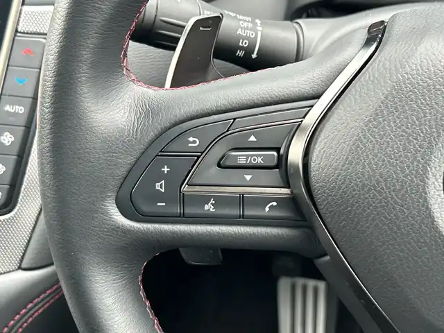 日産 スカイライン 400R 神奈川県 2023(令5)年 3.2万km ブリリアントホワイトパール 400R専用エクステリア/対向レッドキャリパー/純正HDDナビ/Apple Carplay/フルセグTV/全周囲カメラ/黒革シート/前席パワーシート/前席シートヒーター/ACC/エマージェンシーブレーキ/BSM/LKA/Nissan Connect/ETC2.0/パドルシフト/前方ドライブレコーダー