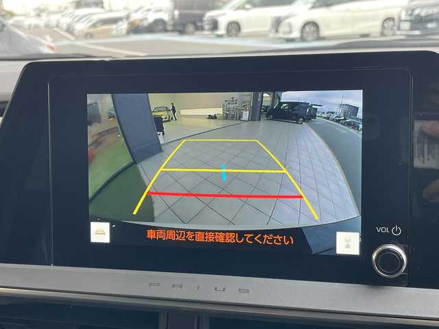 トヨタ プリウス U 愛知県 2023(令5)年 3.3万km プラチナホワイトパールマイカ 純正ディズプレイオーディオ　ナビ機能なし/レーダークルーズコントロール/シートヒーター/バックカメラ/コーナーセンサー/フルセグ/Bluetooth/ETC2.0/LEDヘッドライト/オートマチックハイビーム/衝突軽減システム/ステアリングスイッチ/スマートキー/プッシュスタート