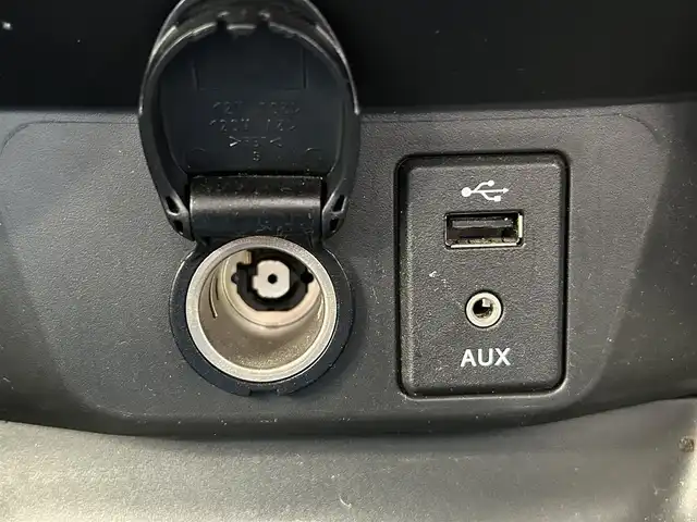 日産 エクストレイル ハイブリッド 20X エマージェンシーブレーキ 兵庫県 2015(平27)年 11.4万km ダイヤモンドブラック ワンオーナー/4WD/純正ナビ（AM/FM/CD/AUX/USB/BT）/ワンセグTV/アラウンドビューモニター/プッシュスタート/ステアリングリモコン/クルーズコントロール/衝突軽減被害システム/横滑り防止装置/前席シートヒーター/前後ドライブレコーダー/ビルドインETC/純正フロアマット/コーナーセンサー/ドアバイザー/純正アルミ17インチ/取扱説明書/保証書