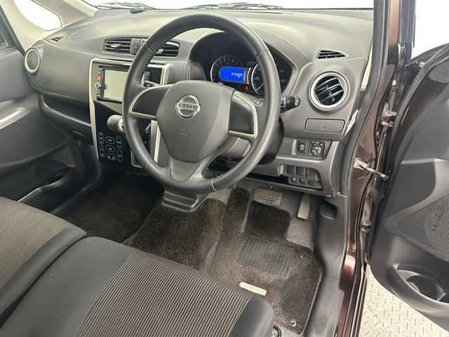 日産 デイズ HWS X Vセレ +SeftyⅡ 兵庫県 2014(平26)年 7.3万km モカブラウンP 純正ナビ/フルセグ CD DVD BT AUX/アラウンドビューモニター/エマージェンシーブレーキ/LEDヘッドライト/フォグライト/ETC/純正14インチアルミホイール/純正フロアマット/自動防眩ミラー/スマートキー/アイドリングストップ/電動格納ミラー/ISOFIX