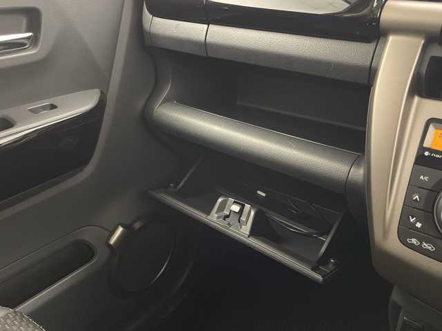 スズキ ハスラー Jスタイル Ⅱ 宮崎県 2017(平29)年 3.3万km フェニックスレッドパール/ブルーイッシュブラックパール 純正ナビ/Ｂｌｕｅｔｏｏｔｈ　/フルセグＴＶ　/ＣＤ／ＤＶＤ/Ｄ／Ｎ席シートヒーター/衝突被害軽減ブレーキシステム/横滑り防止機能　/レーンキープアシスト　/オートライト/オートハイビーム/ハンドルリモコン/純正フロアーマット/フォグライト