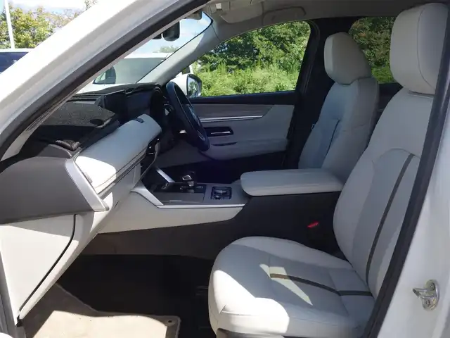 マツダ ＣＸ－６０ XD HV エクスクルーシブモダン 山形県 2023(令5)年 3.8万km ロジウムホワイトプレミアムメタリック 4WD/衝突被害軽減システム/純正SDナビ/　　【BT フルセグ USB】/全周囲カメラ/電動リアゲート/レーダークルーズコントロール/LEDオートライト/レザーシート/パワーシート/シートエアコン/シートヒーター/ドライブレコーダー/コーナーセンサー/アイドリングストップ/ステアリングスイッチ/MTモード付AT/ターボ/電動格納ウィンカーミラー/純正フロアマット積込/スマートキー/ETC