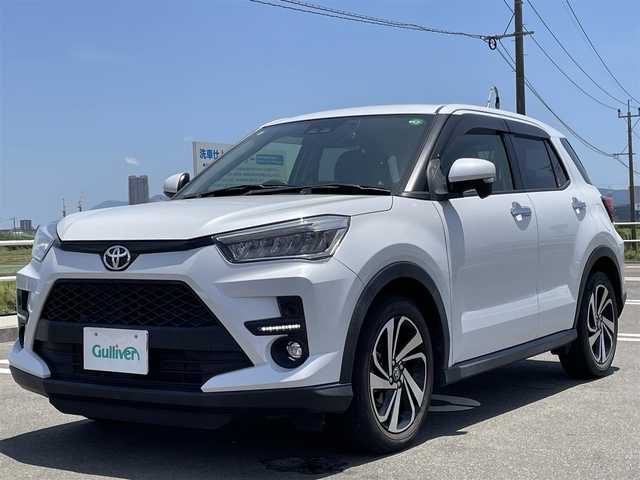 トヨタ ライズ Z 佐賀県 2020(令2)年 2.1万km シャイニングホワイトパール ワンオーナー/９インチディスプレイオーディオ/・フルセグTV/AM/FM/Bluetooth/applecarPlay/バックカメラ/前後ドライブレコーダー/ビルトインETC/D＋N席シートヒーター/革巻きステアリング/ステアリングリモコン/純正17インチアルミホイール/純正LEDヘッドライト/純正LEDフォグライト/純正フロアマット/純正ドアバイザ―/新車保証書/スペアキー１本/スマートアシスト/・レーダークルーズコントロール/・レーンディパーチャーアラート/・プリクラッシュブレーキ/・先行車発進お知らせ機能/・クリアランスソナー/・標識認識機能