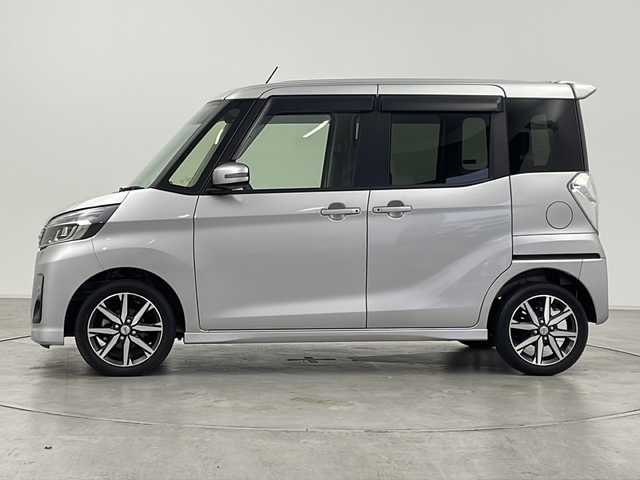 日産 デイズ ルークス ハイウェイスター Gターボ 群馬県 2019(平31)年 1.2万km スターリングシルバーM 純正ナビ　全周囲カメラ　両側電動スライドドア　衝突被害軽減ブレーキ　レーンアシスト　クルーズコントロール　革巻きステアリング　ＥＴＣ　スマートキー　ドラレコ　オートマチックハイビーム　禁煙車
