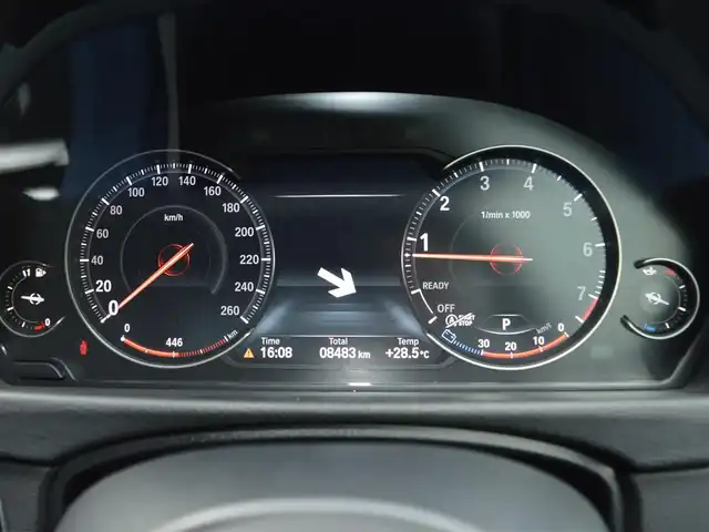 ＢＭＷ ４２０ｉ クーペ Mスポーツ 栃木県 2019(令1)年 0.9万km メルボルンレッド ドライビング・アシスト/・レーン・ディパーチャー・ウォーニング(車線逸脱警告システム)/・前車接近警告機能/・衝突回避/被害軽減ブレーキ/ACC／アクティブ・クルーズ・コントロール(ストップ&ゴー機能付)/8.8インチHDDナビゲーションシステム/・地デジ(12セグ/ワンセグ)/・Bluetooth/・DVD/CD/・USB/リヤ・ビュー・カメラ/パーキング・アシスト/シフト・パドル/電動フロント・シート(運転席& 助手席)/フロント・シート・ヒーティング/ダコタ・レザー・シート/ETC車載器/アダプティブLEDヘッドライト/Mライト・アロイ・ホイール・スタースポーク・スタイリング400M