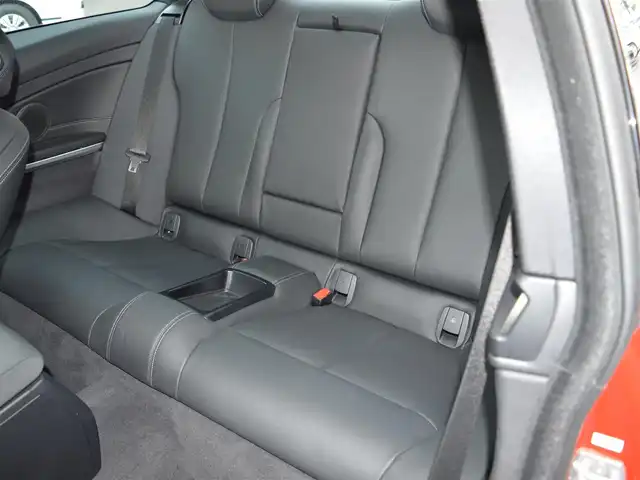 ＢＭＷ ４２０ｉ クーペ Mスポーツ 栃木県 2019(令1)年 0.9万km メルボルンレッド ドライビング・アシスト/・レーン・ディパーチャー・ウォーニング(車線逸脱警告システム)/・前車接近警告機能/・衝突回避/被害軽減ブレーキ/ACC／アクティブ・クルーズ・コントロール(ストップ&ゴー機能付)/8.8インチHDDナビゲーションシステム/・地デジ(12セグ/ワンセグ)/・Bluetooth/・DVD/CD/・USB/リヤ・ビュー・カメラ/パーキング・アシスト/シフト・パドル/電動フロント・シート(運転席& 助手席)/フロント・シート・ヒーティング/ダコタ・レザー・シート/ETC車載器/アダプティブLEDヘッドライト/Mライト・アロイ・ホイール・スタースポーク・スタイリング400M
