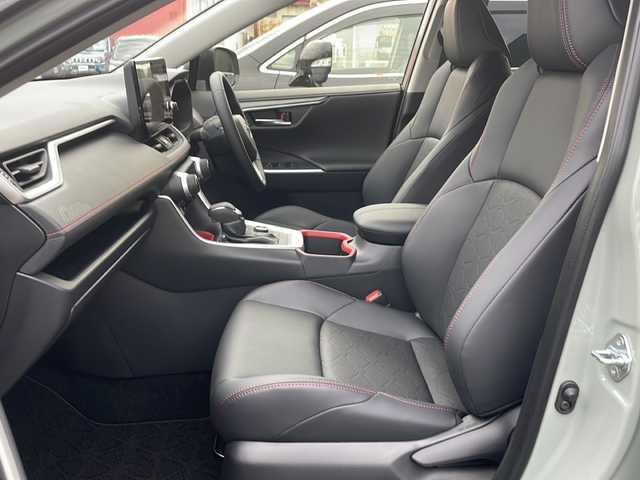 トヨタ ＲＡＶ４ HV アドベンチャー オフロードPKGⅡ 青森県 2025(令7)年 0.1万km未満 緑Ⅱ 登録時走行23km/4WD/純正10.5インチディスプレイオーディオプラスナビ/フルセグTV/OPパノラミックビューモニター/OPデジタルインナーミラー/OPパワーバックドア/OP AC100V1500W/黒合皮シート/前席エアシート・ヒーター/運転席パワーシート/ステアリングヒーター/セーフティセンス/プリクラッシュセーフティ/レーダークルーズコントロール/レーントレーシングアシスト/オートマチックハイビーム/ブラインドスポットモニター/前後ドライブレコーダー/ビルトインETC2.0/純正フロアマット/LEDヘッドライト/LEDフォグランプ/専用ブリッジ型ルーフレール/専用サスペンション/専用18インチアルミ/OP2トーンルーフ/OPブラックフロントバンパー/OPブラックナンバープレートガーニッシュ