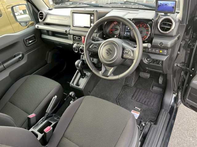 スズキ ジムニー XC 岩手県 2020(令2)年 2.8万km ブルーイッシュブラックパール3 AIS検査済み/【2508040834】/ABS/横滑り防止装置/LEDヘッドライト/ヒルディセントコントロール/レーンアシスト/バックカメラ/オートマチックハイビーム/盗難防止装置/シートヒーター/パワステ/ETC/Bluetooth接続/USB入力端子/ドラレコ/フロントフォグランプ/Bratオリジナルホイール（社外）/ヨコハマ ジオランダーM/T(社外）/2インチリフトアップキット（社外）/G’BASE 前後バンパー（社外）/スキッドプレート（社外）/グリル（社外）/マフラー（社外）/スモークサイドマーカー（社外）/社外パーツ取付有