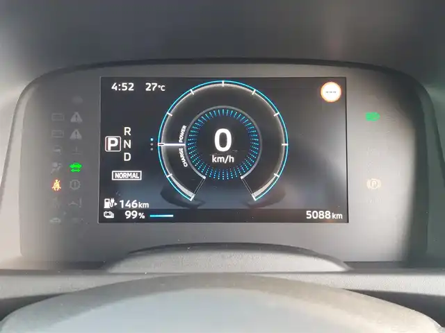 三菱 ｅＫクロス ＥＶ P 東京都 2022(令4)年 0.6万km アメジストブラック 純正ナビ/　・フルセグTV/　・Bluetooth接続/　・USB/　・AM/FMラジオ/被害軽減ブレーキ/シートヒーター/ステアリングヒーター/プッシュスタート/スマートキー/純正15インチアルミ