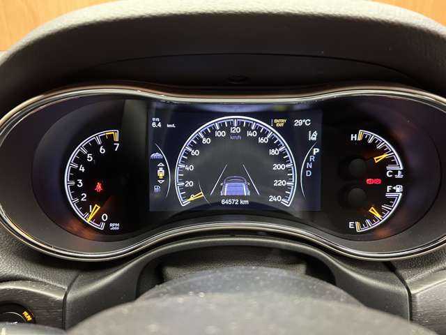 クライスラー・ジープ ジープ グランドチェロキー LTD 千葉県 2017(平29)年 6.5万km ブライトホワイトクリアコート パノラマＳＲ　/ＡＣＣ　/黒革　/ナビ　/ＴＶ　/Ｂカメラ　/Ｂｌｕｅｔｏｏｔｈ接続　/ＡＬＰＩＮＥサウンド　/電動シート　/シートＨ　/ＨＩＤ　/オートハイビーム　/パークアシスト　/衝突軽減Ｂ　/ＢＳＭ　/ＬＫＡ　/ドラレコ