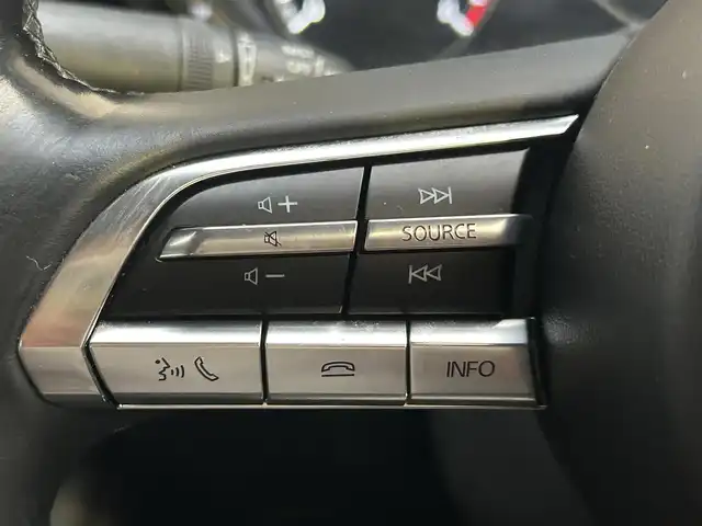 マツダ マツダ３セダン X Lパッケージ 茨城県 2020(令2)年 5.5万km ジェットブラックマイカ メーカーＯＰナビ/　（AM/FM/BT/CD/DVD)/HDMI/フルセグテレビ/バックカメラ/ビルトインETC/プッシュスタート/シートヒーター/ハンドルヒーター/パワーシート/レーダークルーズコントロール/BOSEサウンド/革シート/純正フロアマット/パワーバックドア