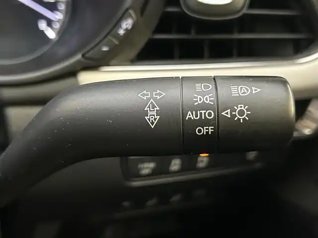マツダ マツダ３セダン X Lパッケージ 茨城県 2020(令2)年 5.5万km ジェットブラックマイカ メーカーＯＰナビ/　（AM/FM/BT/CD/DVD)/HDMI/フルセグテレビ/バックカメラ/ビルトインETC/プッシュスタート/シートヒーター/ハンドルヒーター/パワーシート/レーダークルーズコントロール/BOSEサウンド/革シート/純正フロアマット/パワーバックドア