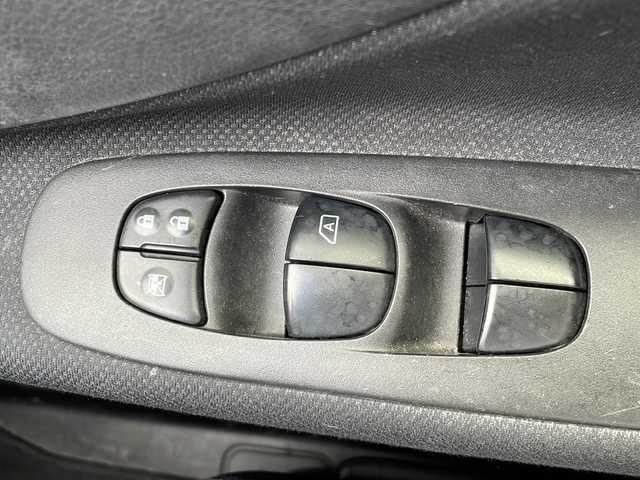 日産 セレナ ハイウェイスター Sハイブリッド 福岡県 2014(平26)年 9万km ブリリアントホワイトパール オートスライドドア/バックモニター/LED/エマブレ/後席フリップダウンモニター