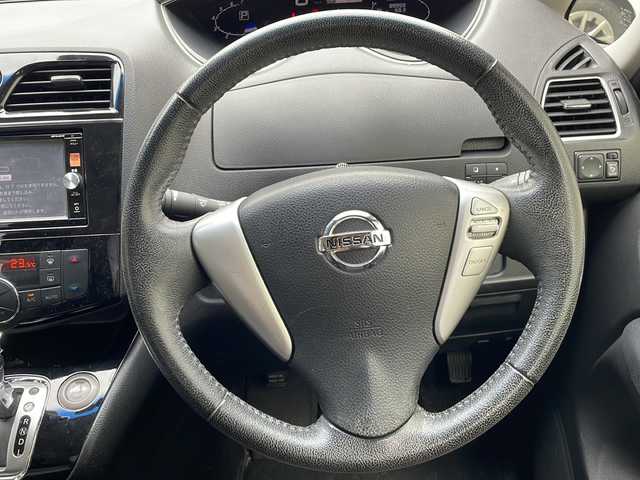 日産 セレナ ハイウェイスター Sハイブリッド 福岡県 2014(平26)年 9万km ブリリアントホワイトパール オートスライドドア/バックモニター/LED/エマブレ/後席フリップダウンモニター
