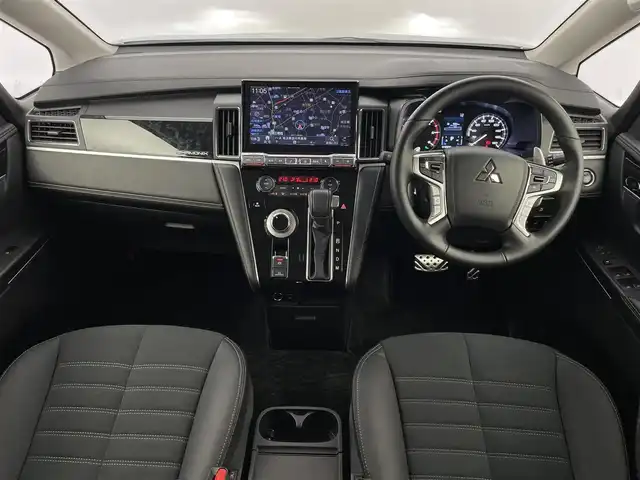三菱 デリカＤ：５ シャモニー 埼玉県 2024(令6)年 1.1万km パール ＡＬＰＩＮＥ１１インチナビ　マルチアラウンドモニター　電動ステップ　ＢＳＭ　ビルトインＥＴＣ　シートヒーター　ステアリングヒーター　ＡＣ１００Ｖ　ＨＤＭＩ　オートハイビーム　ＬＥＤヘッドライト