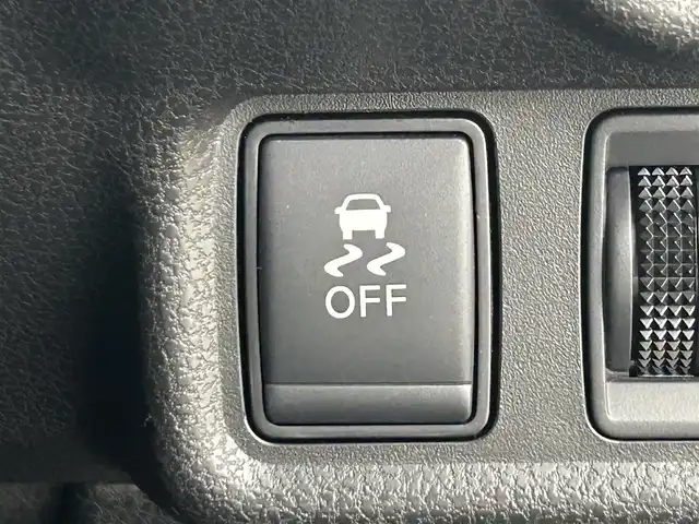 日産 ノート ニスモ 岡山県 2016(平28)年 5.1万km ブリリアントホワイトパール 純正ナビ(MM316D-W)/【Bluetooth/フルセグTV/CD/DVD/USB接続】/バックカメラ/ドライブレコーダー　前後/ETC/オートライト/純正16インチアルミホイール/純正フロアマット/ステアリングスイッチ/シートリフター/アイドリングストップ/オートエアコン/オートライト/スペアキー×1/禁煙車