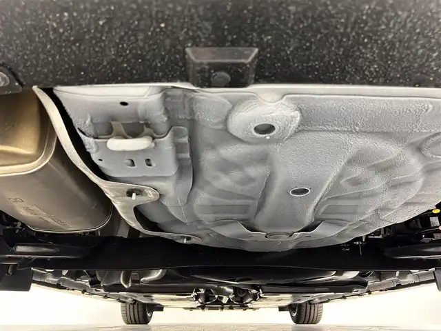 日産 オーラ ニスモ 佐賀県 2022(令4)年 0.5万km ブリリアントホワイトパール 純正9インチナビ/フルセグTV/Bluetooth/Applecarplay/Androidauto/全方位カメラ/衝突被害軽減システム/デジタルインナールームミラー/置くだけ充電/プロパイロット/レーダークルーズコントロール/レーンアシスト/ブラインドスポットモニター/クリアランスソナー/電子パーキング/ブレーキホールド/オートライト/オートマチックハイビーム/純正前後ドライブレコーダー/LEDヘッドライト/LEDフォグライト/運転席・助手席シートヒーター/ISOFIX対応シート/純正17インチアルミホイール/純正フロアマット/スマートキー