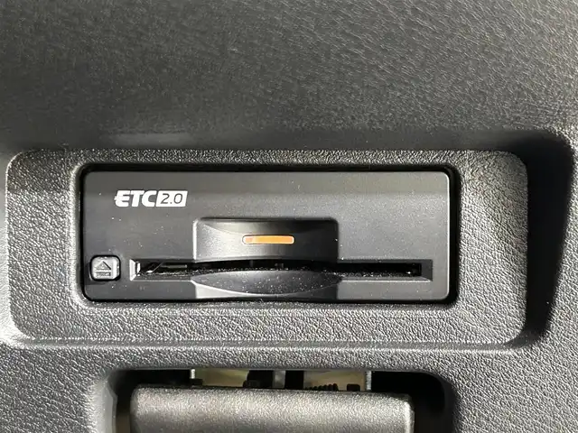 日産 オーラ ニスモ 佐賀県 2022(令4)年 0.5万km ブリリアントホワイトパール 純正9インチナビ/フルセグTV/Bluetooth/Applecarplay/Androidauto/全方位カメラ/衝突被害軽減システム/デジタルインナールームミラー/置くだけ充電/プロパイロット/レーダークルーズコントロール/レーンアシスト/ブラインドスポットモニター/クリアランスソナー/電子パーキング/ブレーキホールド/オートライト/オートマチックハイビーム/純正前後ドライブレコーダー/LEDヘッドライト/LEDフォグライト/運転席・助手席シートヒーター/ISOFIX対応シート/純正17インチアルミホイール/純正フロアマット/スマートキー