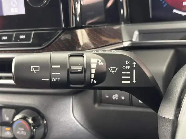 日産 オーラ ニスモ 佐賀県 2022(令4)年 0.5万km ブリリアントホワイトパール 純正9インチナビ/フルセグTV/Bluetooth/Applecarplay/Androidauto/全方位カメラ/衝突被害軽減システム/デジタルインナールームミラー/置くだけ充電/プロパイロット/レーダークルーズコントロール/レーンアシスト/ブラインドスポットモニター/クリアランスソナー/電子パーキング/ブレーキホールド/オートライト/オートマチックハイビーム/純正前後ドライブレコーダー/LEDヘッドライト/LEDフォグライト/運転席・助手席シートヒーター/ISOFIX対応シート/純正17インチアルミホイール/純正フロアマット/スマートキー